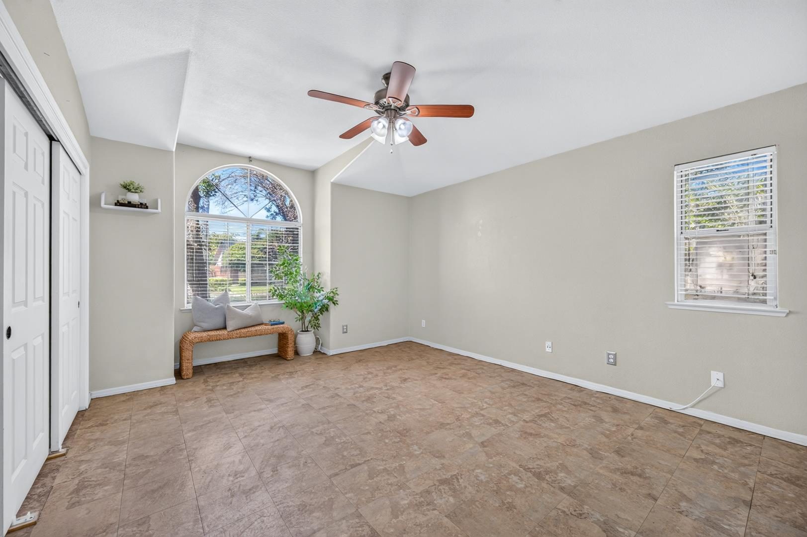 Virtual Tours & Interactive Floor Plans example 2